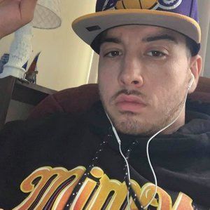 Meet your Posher, Corey